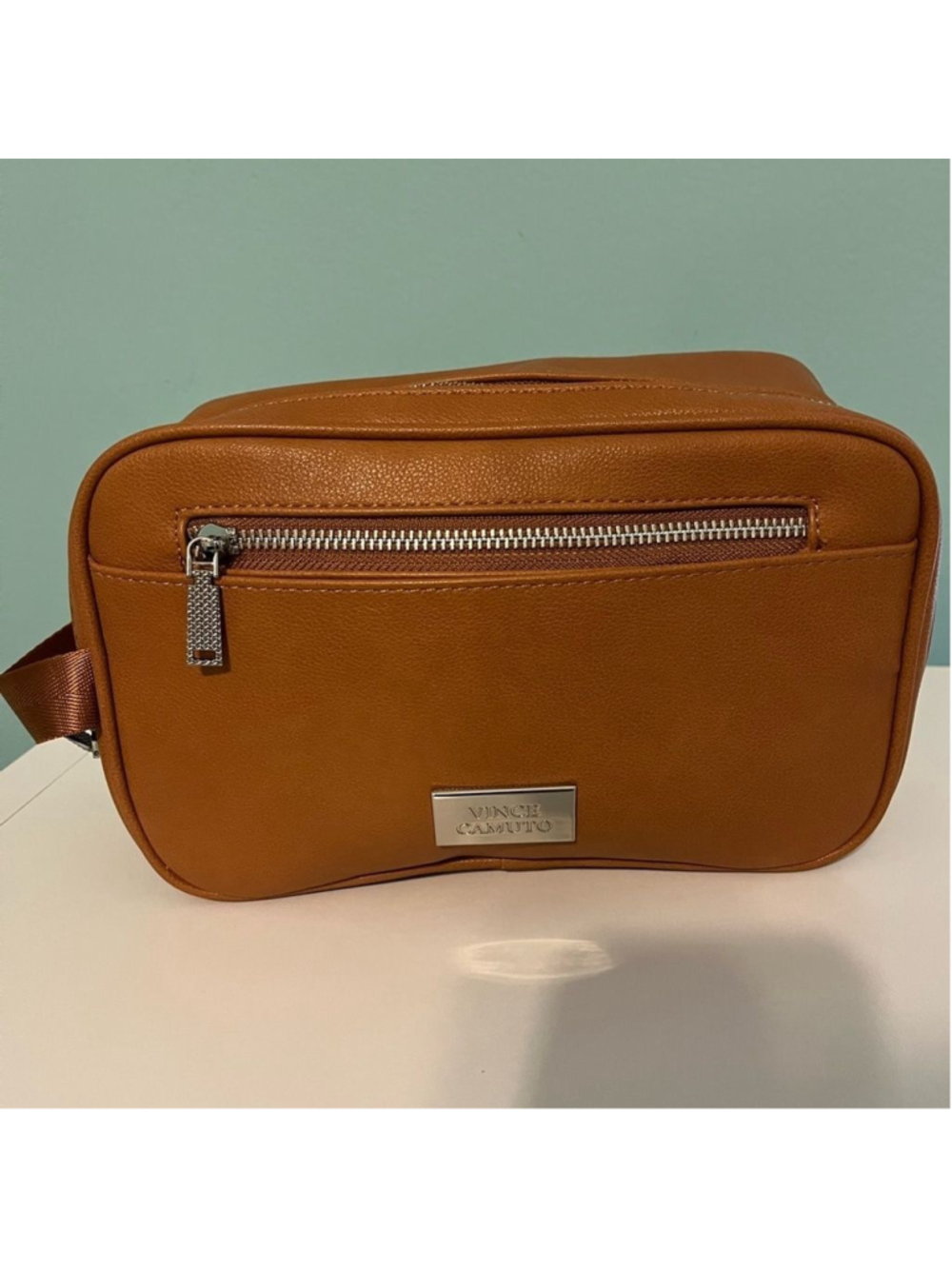 Vince Camuto Men’s Tan Faux Leather Tolietry Bag
